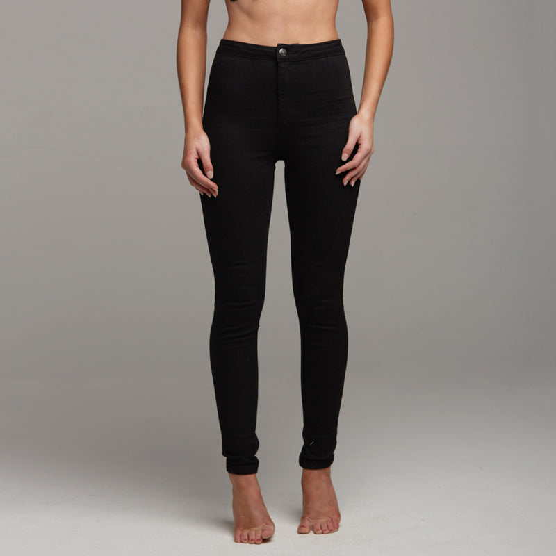 JENI PLAIN BLACK JEANS - CT056