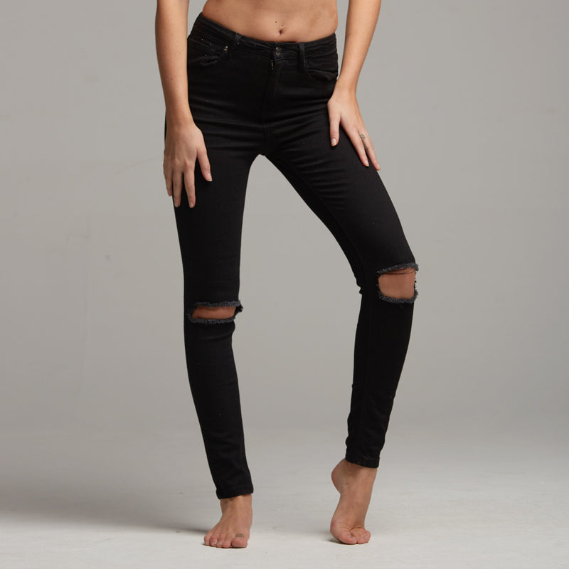 GIGI RIPPED BLACK JEANS - CT057